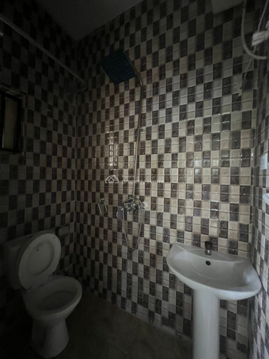 Spacious 2 Bedroom Apartment, Badore Estate, Ajah, Lagos, Flat / Apartment for Rent