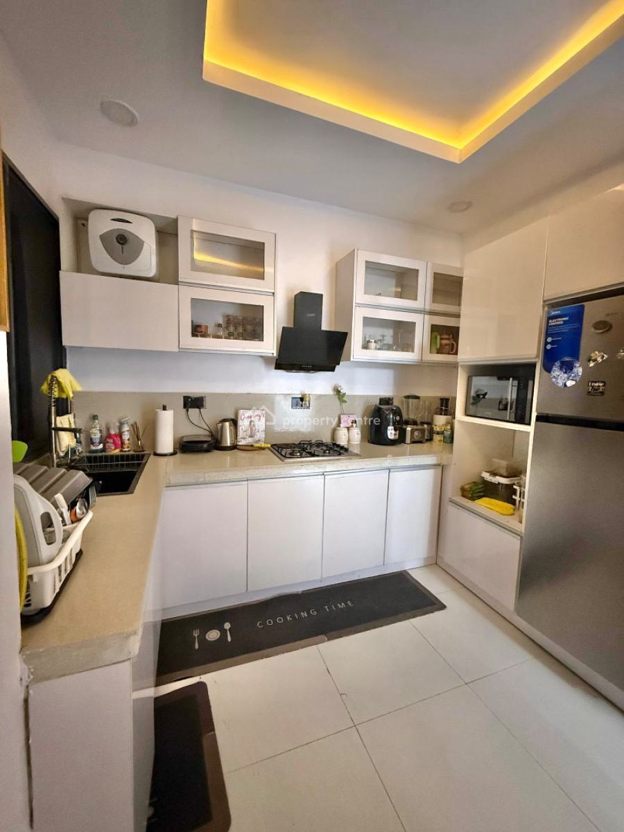 Well Built Serviced 1 Bedroom Penthouse (loft), Ikate Elegushi, Lekki, Lagos, Mini Flat (room and Parlour) for Rent