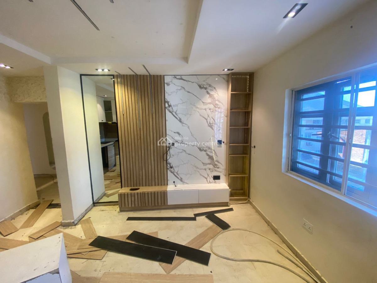 2 Bedroom Apartment, Lekki Phase 1, Lekki, Lagos, Flat / Apartment for Rent