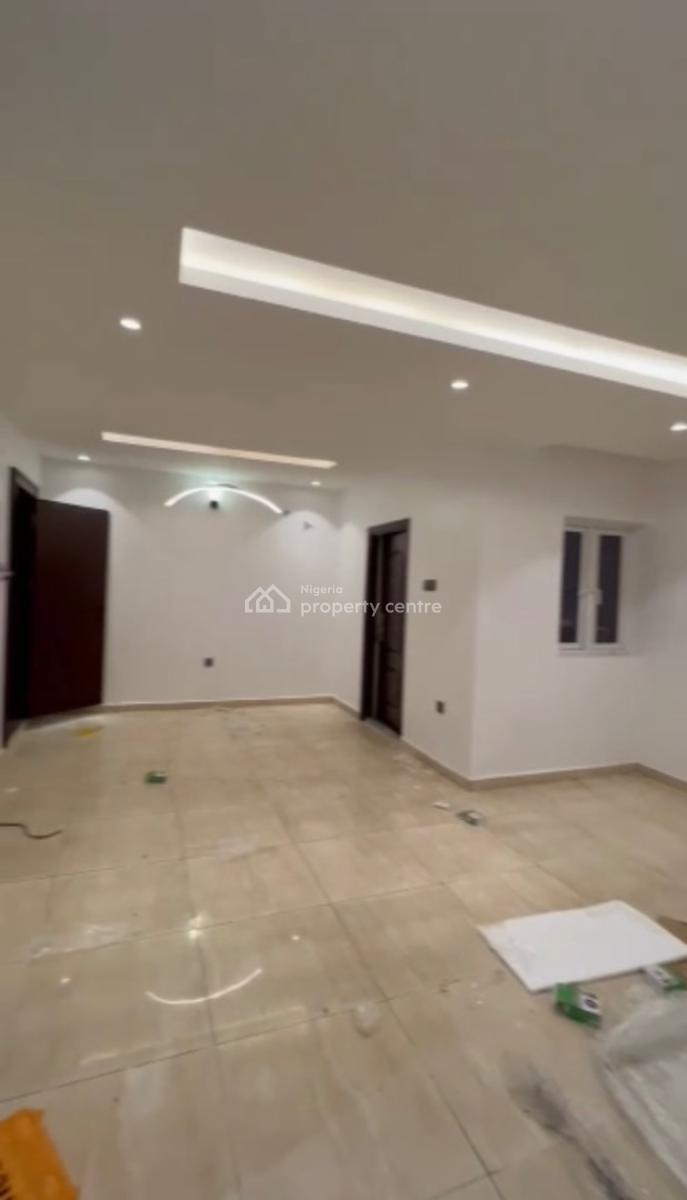 a Standard, Spacious 5 Bedroom Terraced Duplex, Guzape District, Abuja, Terraced Duplex for Sale