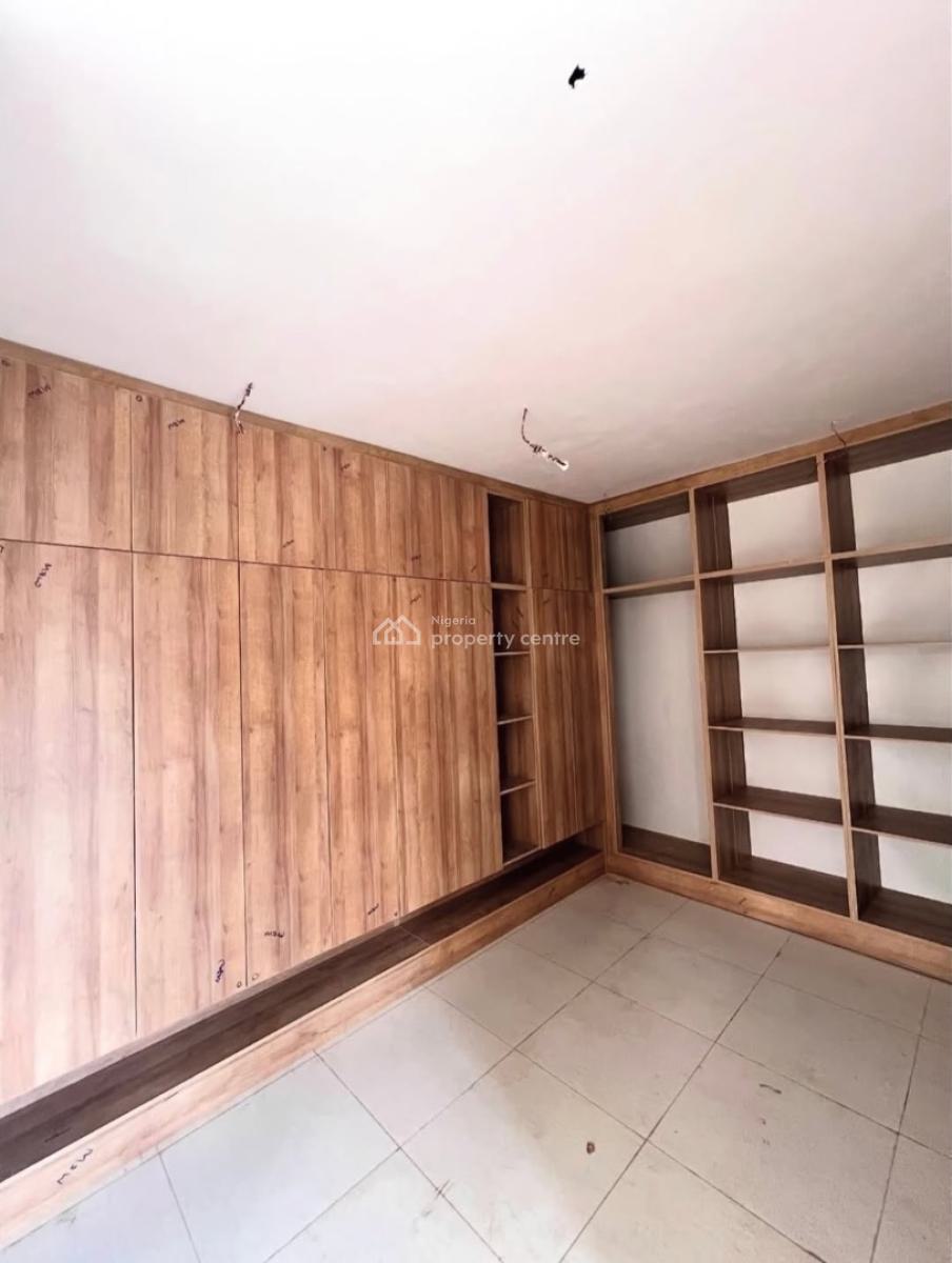 6 Bedroom Detached Duplex, Mabushi, Abuja, House for Sale