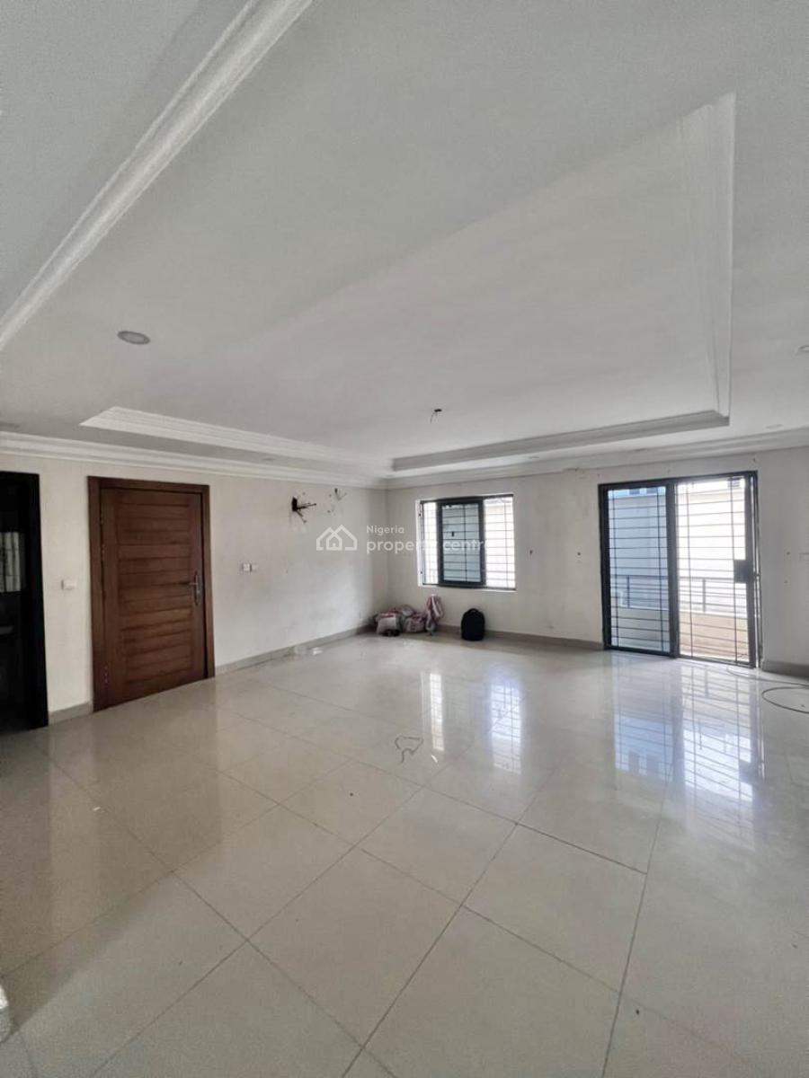 Well Maintained Self Serviced 3 Bedroom Apartment, Osapa, Lekki, Lagos, Flat / Apartment for Rent