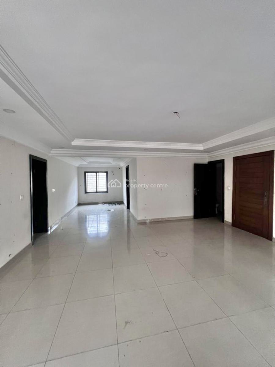 Well Maintained Self Serviced 3 Bedroom Apartment, Osapa, Lekki, Lagos, Flat / Apartment for Rent