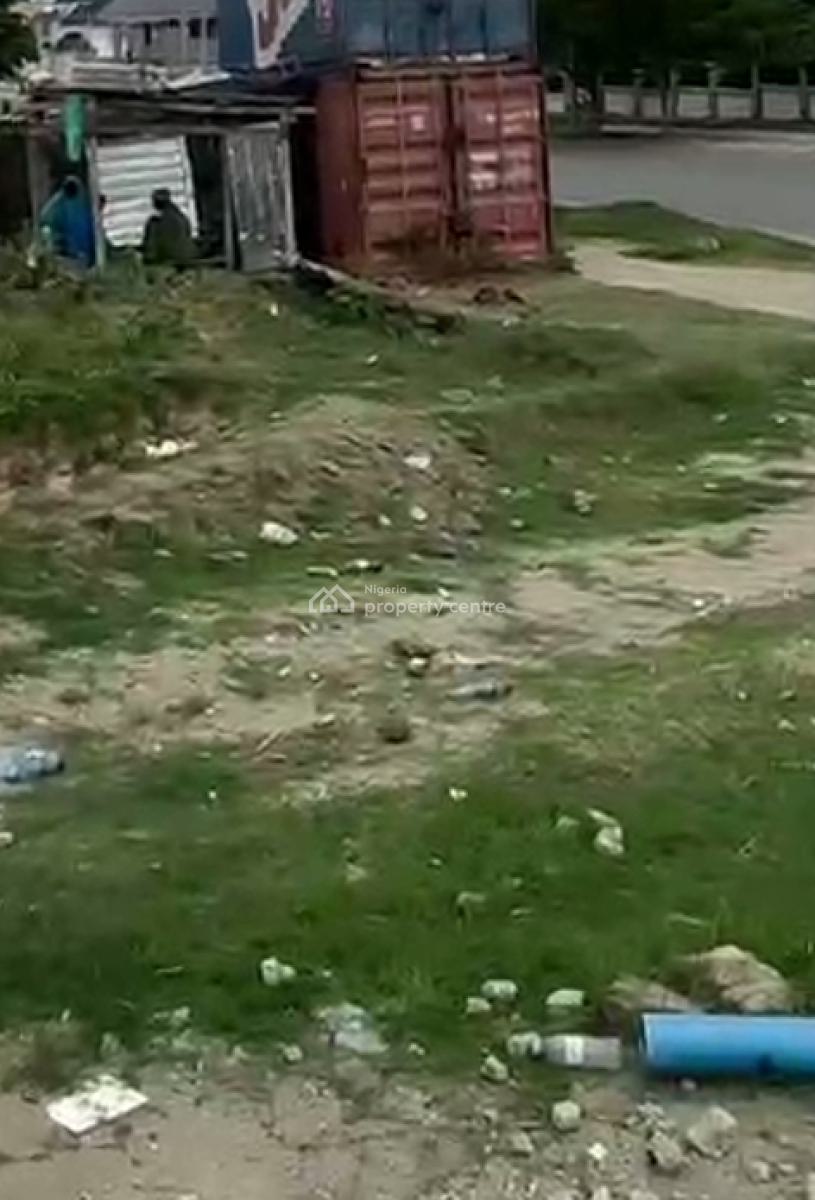 a Standard, Unique, Dry Land, Bickersteth Estate, Onike, Yaba, Lagos, Residential Land Joint Venture