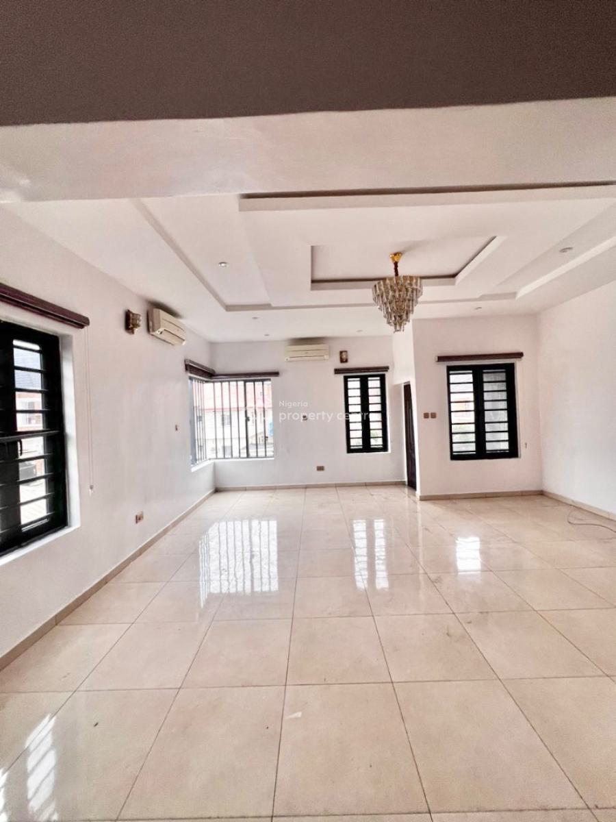 Well Built 4 Bedroom Semi Detached Duplex with Bq, Osapa, Lekki, Lagos, Terraced Duplex for Rent