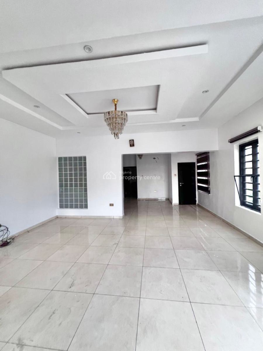 Well Built 4 Bedroom Semi Detached Duplex with Bq, Osapa, Lekki, Lagos, Terraced Duplex for Rent
