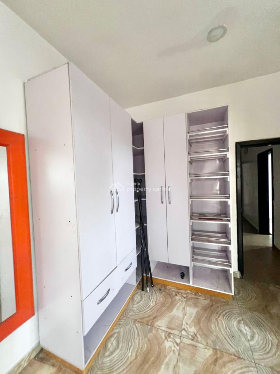 Well Built 4 Bedroom Semi Detached Duplex with Bq, Osapa, Lekki, Lagos, Terraced Duplex for Rent
