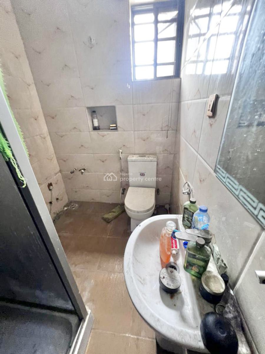 Well Built 4 Bedroom Semi Detached Duplex with Bq, Osapa, Lekki, Lagos, Terraced Duplex for Rent