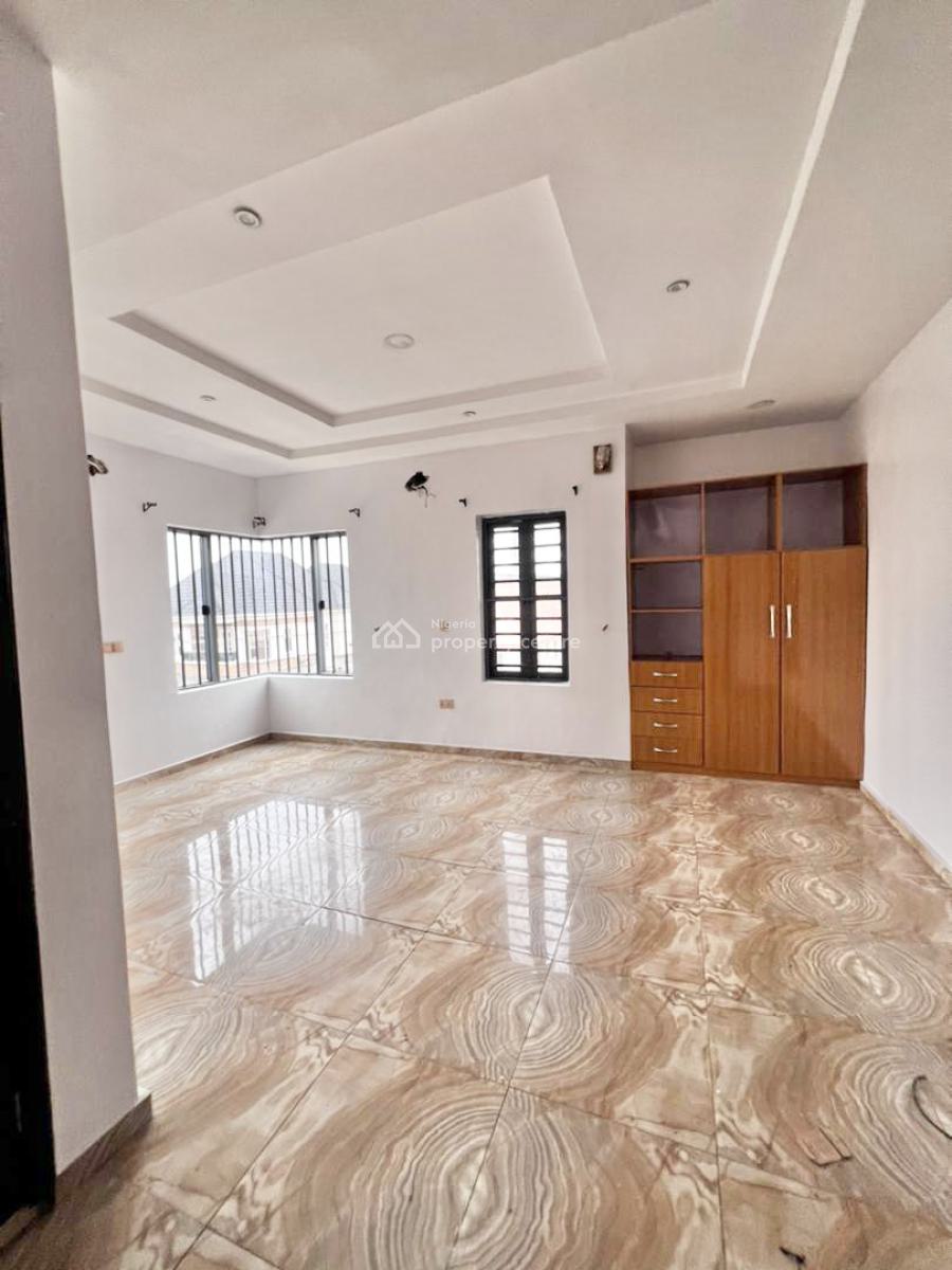 Well Built 4 Bedroom Semi Detached Duplex with Bq, Osapa, Lekki, Lagos, Terraced Duplex for Rent