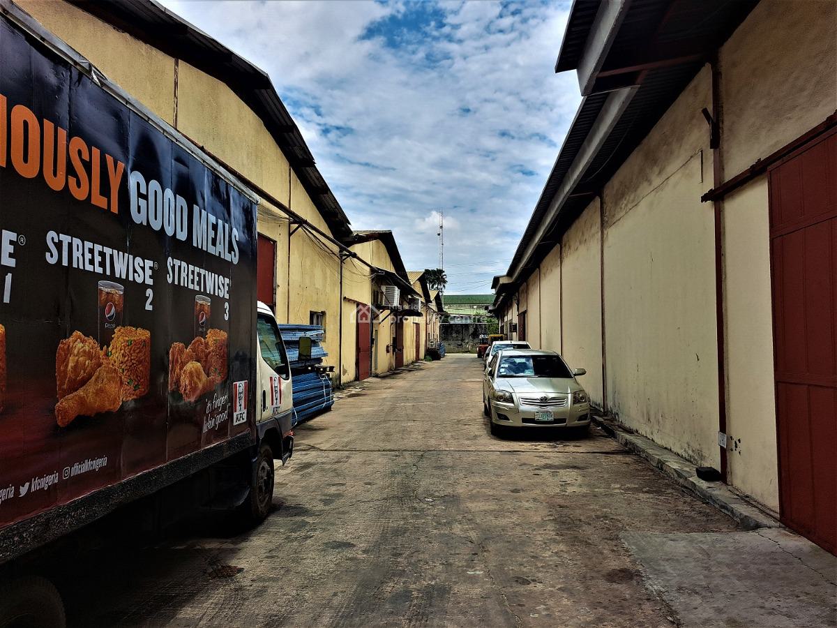 Warehouse Capacity 756 Sqm and 284 Sqm Office Space, Isolo Industrial Area, Isolo, Lagos, Warehouse for Rent