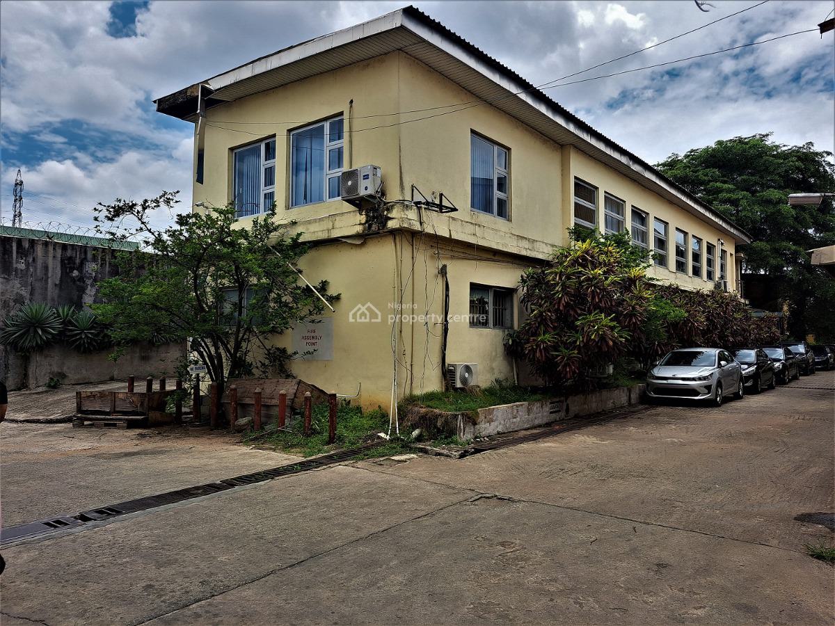 Warehouse Capacity 756 Sqm and 284 Sqm Office Space, Isolo Industrial Area, Isolo, Lagos, Warehouse for Rent