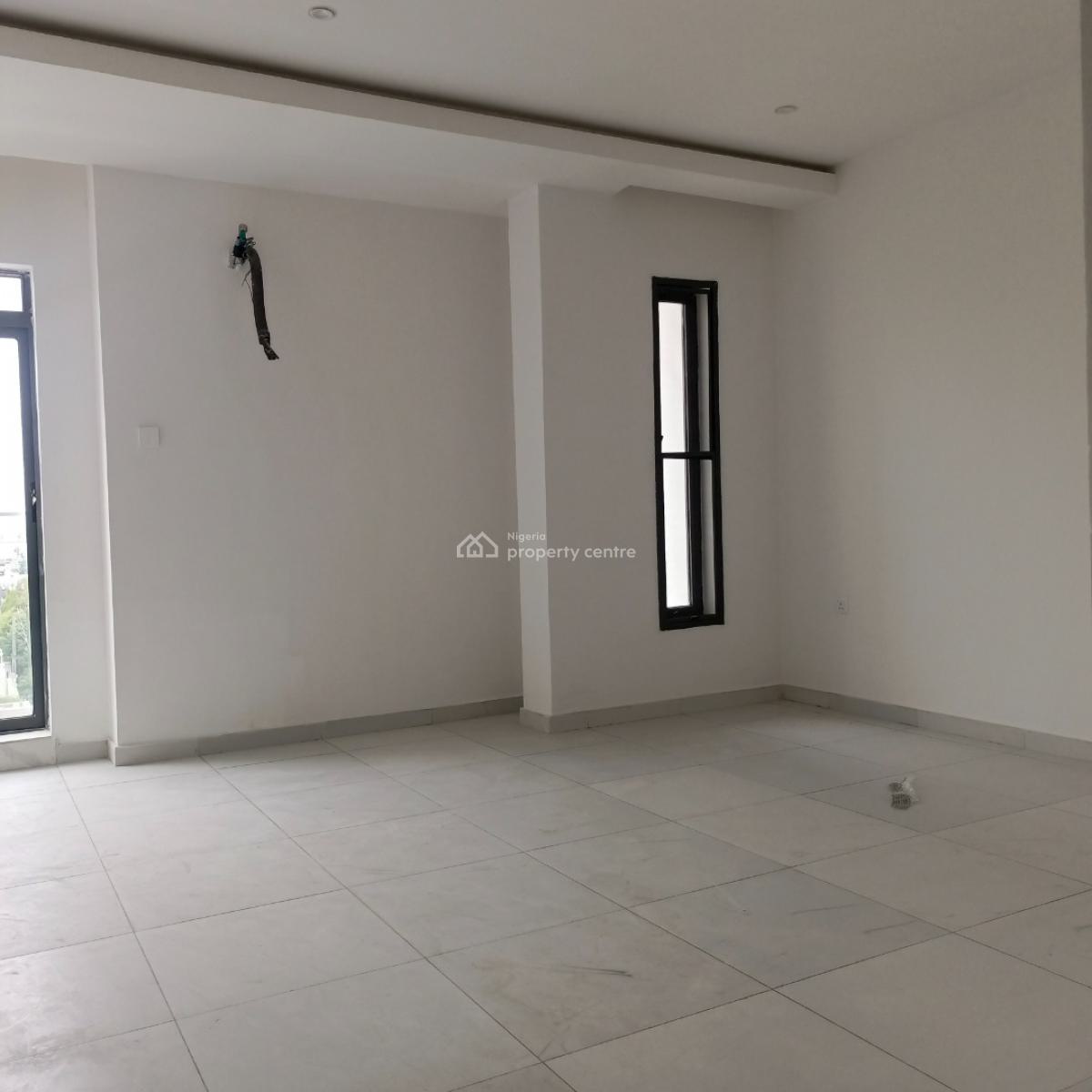 3 Bedroom Flat with Bq, Off Admiralty Way, Lekki Phase 1, Lekki, Lagos, Flat / Apartment for Rent