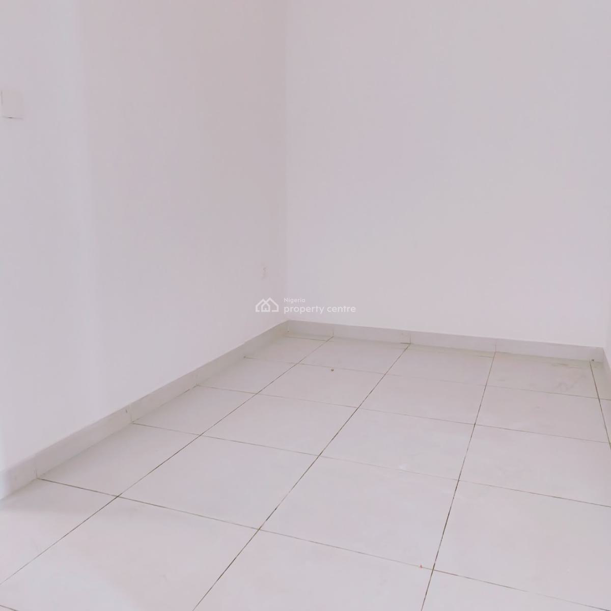 3 Bedroom Flat with Bq, Off Admiralty Way, Lekki Phase 1, Lekki, Lagos, Flat / Apartment for Rent