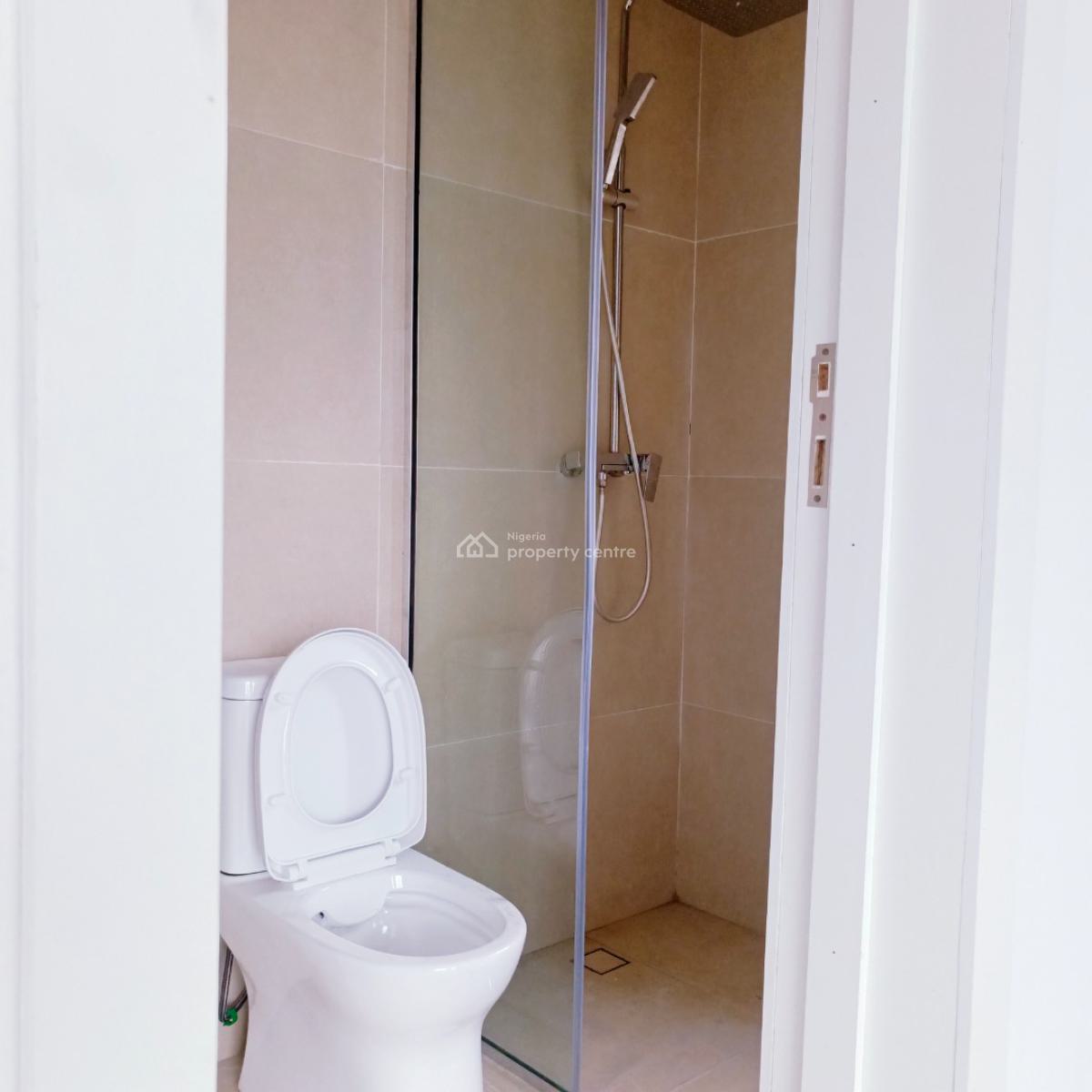 3 Bedroom Flat with Bq, Off Admiralty Way, Lekki Phase 1, Lekki, Lagos, Flat / Apartment for Rent