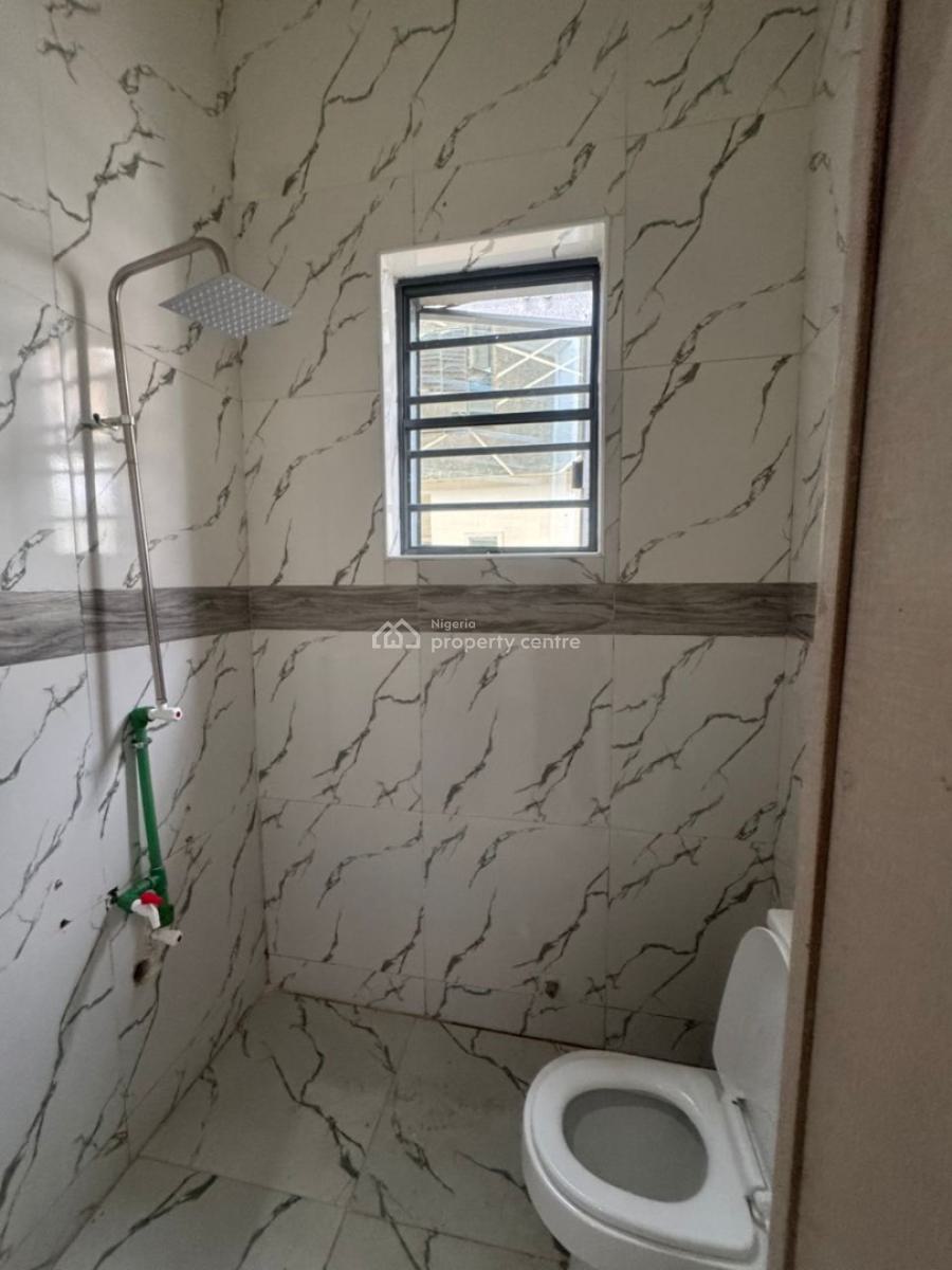 Spacious Self Contain, Royal Pine Estate, Orchid Road, Lekki, Lagos, Self Contain (single Rooms) for Rent
