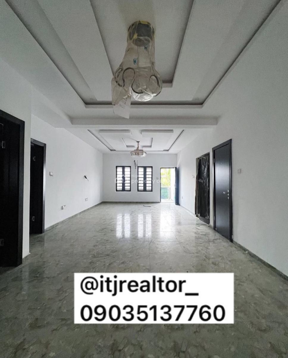 Lovely 3 Bedroom Apartment with Bq, Lekki Phase 1, Lekki, Lagos, Block of Flats for Sale