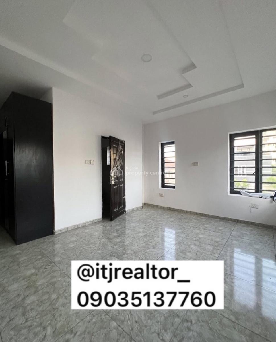 Lovely 3 Bedroom Apartment with Bq, Lekki Phase 1, Lekki, Lagos, Block of Flats for Sale