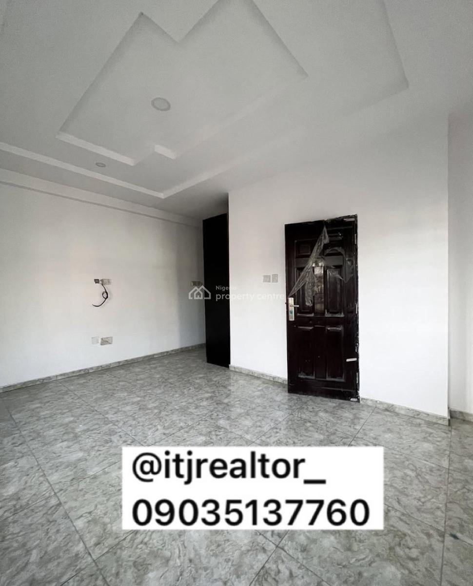 Lovely 3 Bedroom Apartment with Bq, Lekki Phase 1, Lekki, Lagos, Block of Flats for Sale