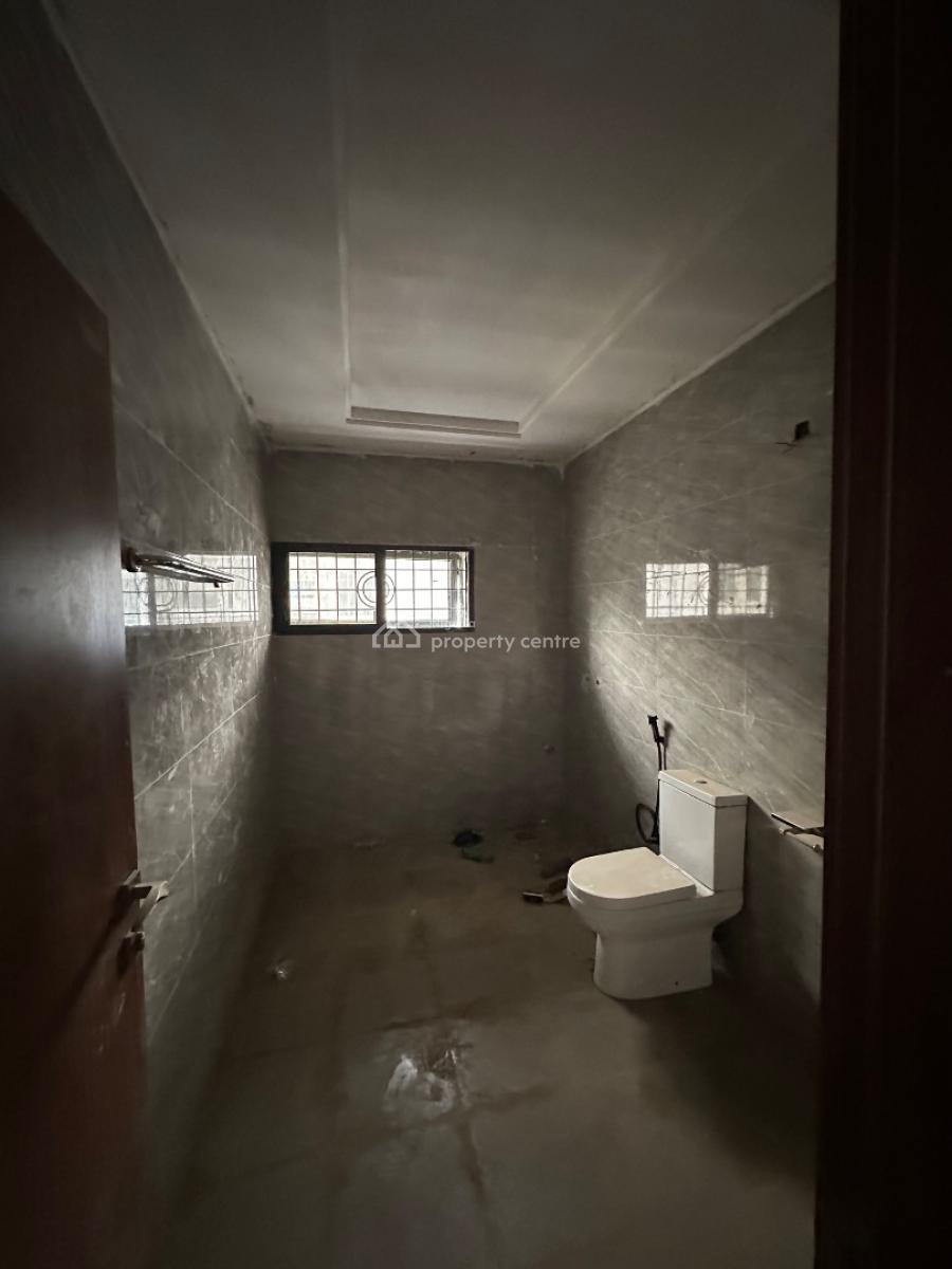 Spacious 4 Bedroom Terrace Duplex, Guzape District, Abuja, Terraced Duplex for Rent