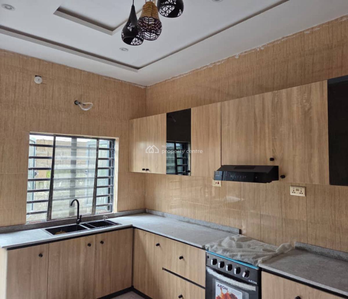 3 Bedroom Terrace Duplex Plus Bq at G.r.a Alagbaka, Akure, G.r.a, Alagbaka, Akure, Ondo, Terraced Duplex for Sale