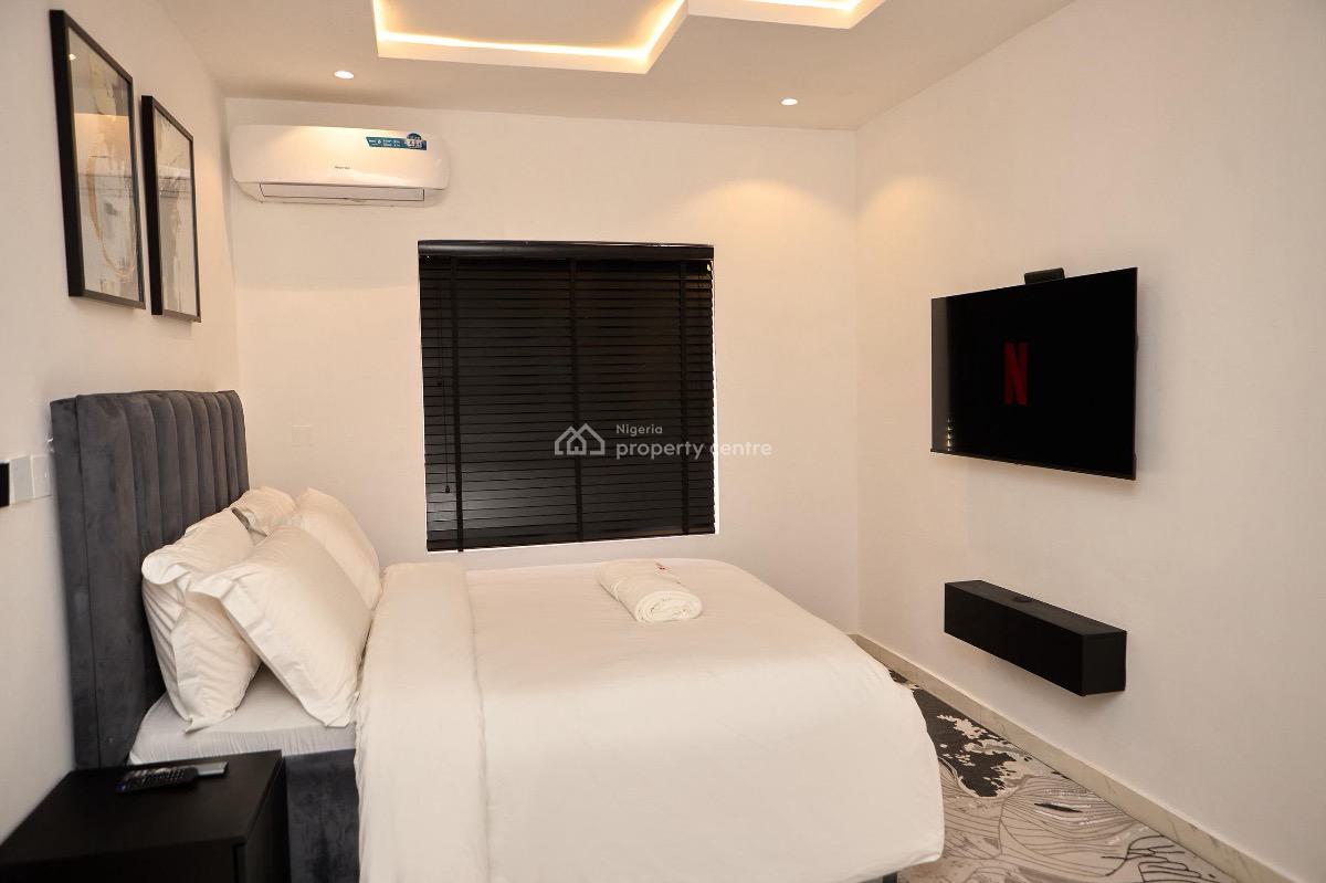 Luxury 3 Bedroom Apartment, Lekki Phase 1, Lekki, Lagos, Flat / Apartment Short Let