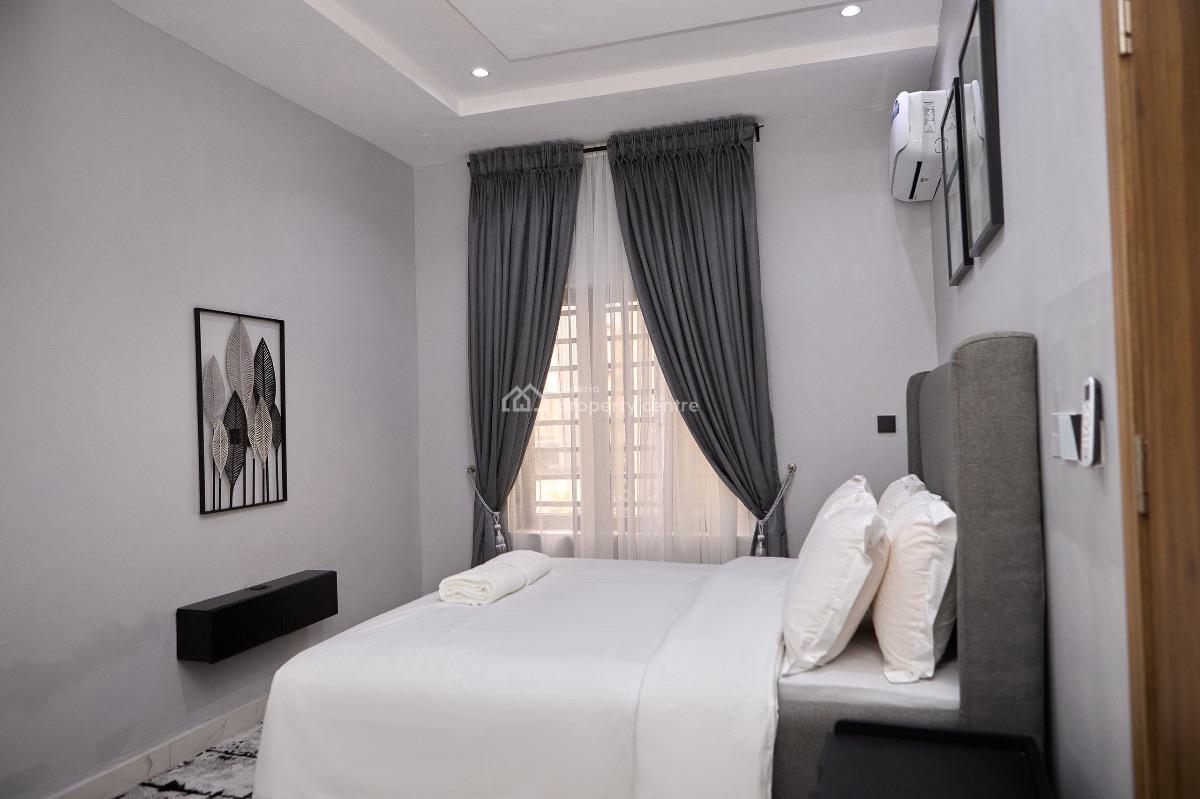 Luxury 3 Bedroom Apartment, Lekki Phase 1, Lekki, Lagos, Flat / Apartment Short Let