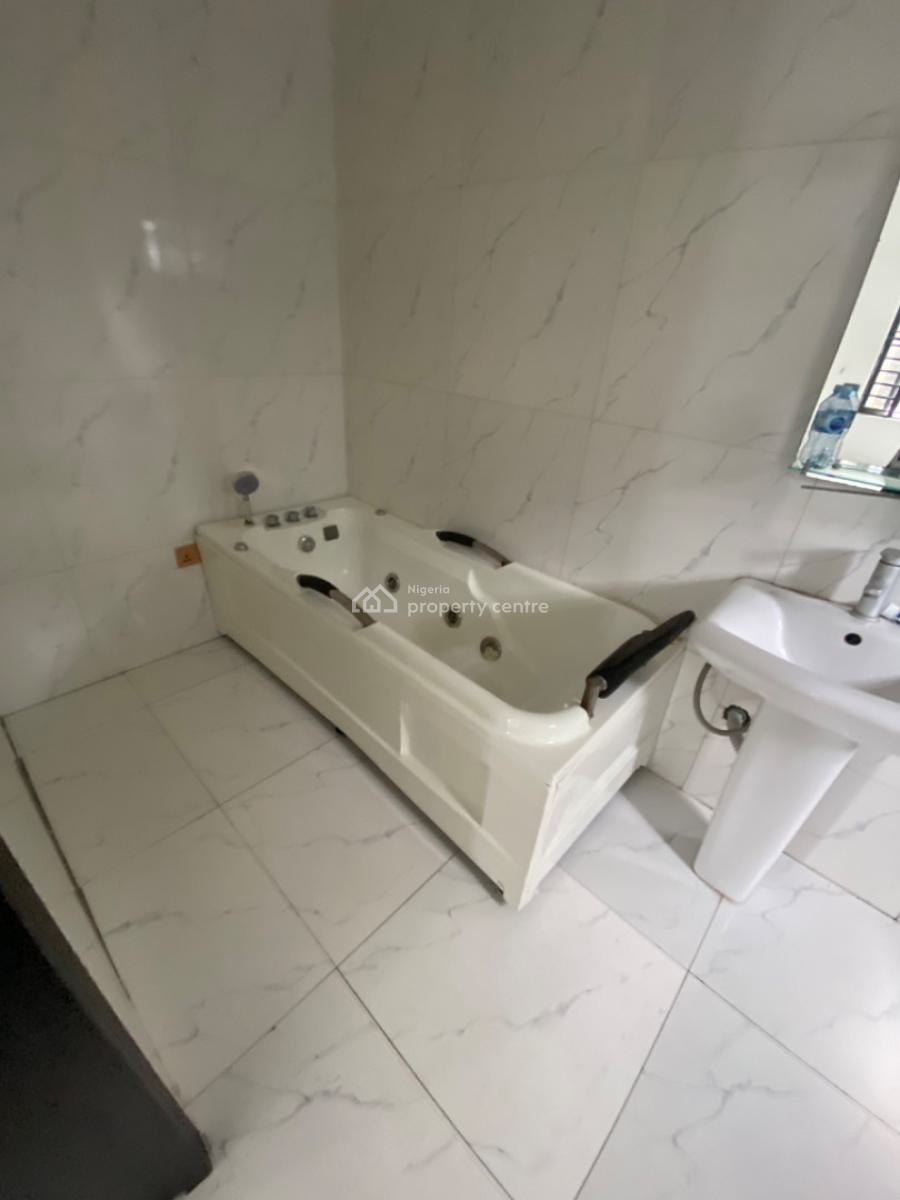 a Well Maintained 4 Bedrooms Terrace Duplex/ Serviced, Orchid Road, Lekki Phase 2, Lekki, Lagos, Terraced Duplex for Rent