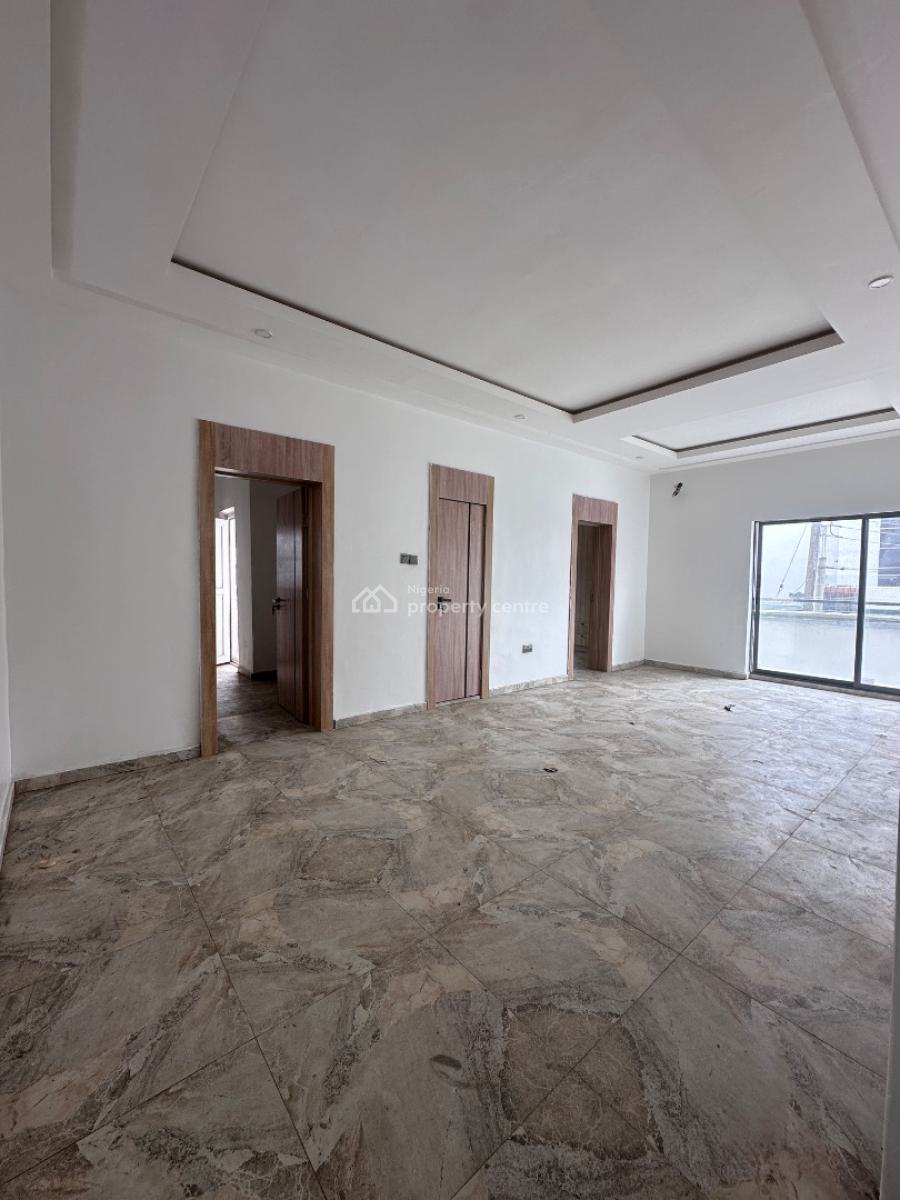 Luxurious 4-bedroom Terrace with Bq in a Prime Location, Lekki, Lagos, Terraced Duplex for Sale