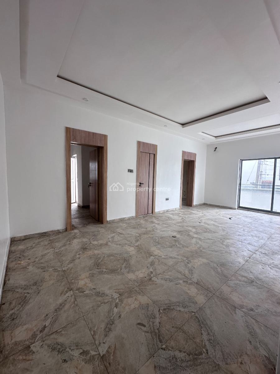 Luxurious 4-bedroom Terrace with Bq in a Prime Location, Lekki, Lagos, Terraced Duplex for Sale
