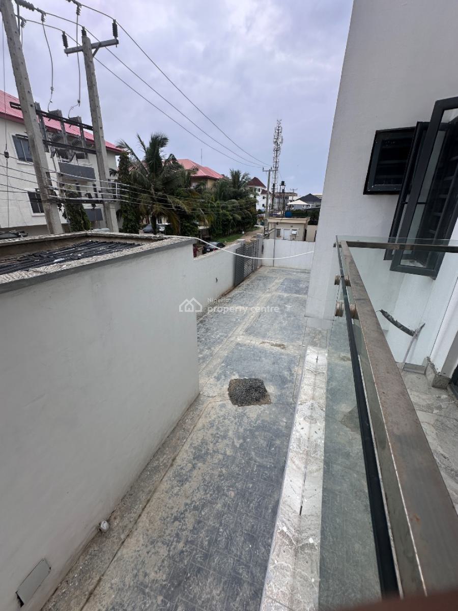 Luxurious 4-bedroom Terrace with Bq in a Prime Location, Lekki, Lagos, Terraced Duplex for Sale