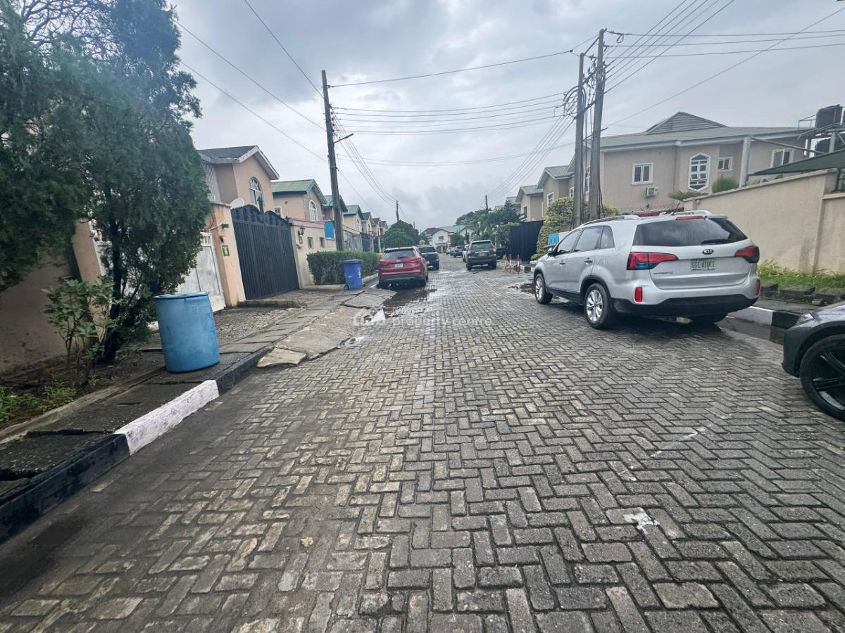 Clean 4 Bedroom Semi Detached Duplex with Mini Flat Detached Bq, Inside Oba Adeyinka Oyekan Estate, Lekki Phase 1, Lekki, Lagos, Semi-detached Duplex for Sale