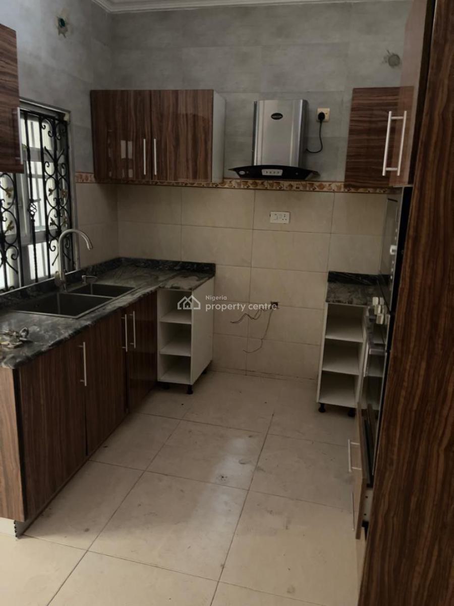 4 Units of 3 Bedroom Apartment, Lekki Phase 1, Lekki, Lagos, Flat / Apartment for Rent