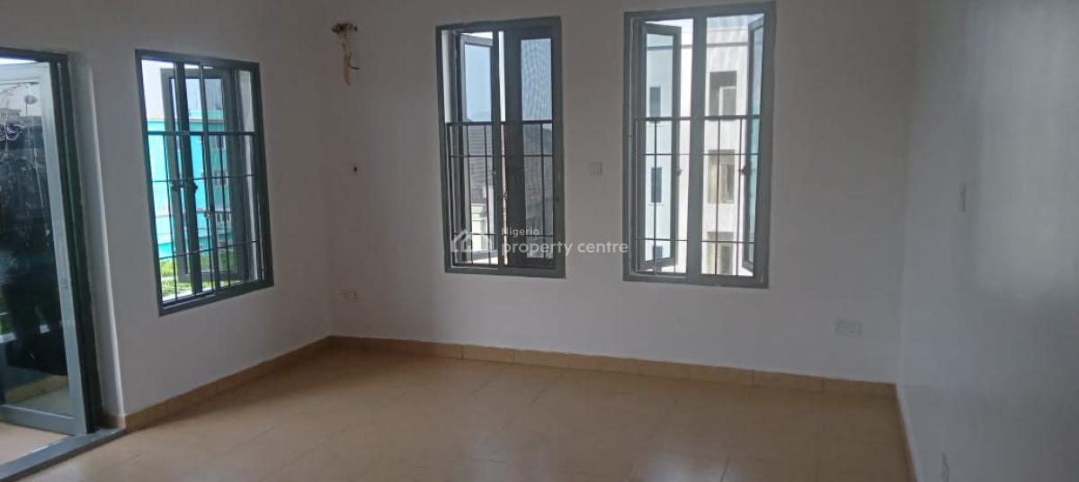 Spacious 3 Bedroom Apartment, 2nd Toll Gate, Oral Estate, Lekki, Lagos, Flat / Apartment for Sale
