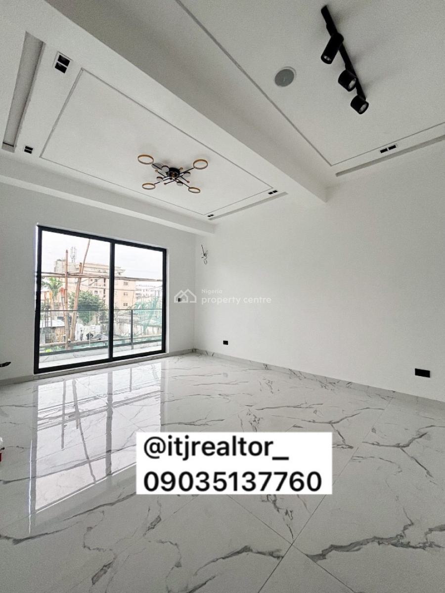 Lovely 3 Bedroom Apartment with Bq, Lekki Phase 1, Lekki, Lagos, Block of Flats for Sale