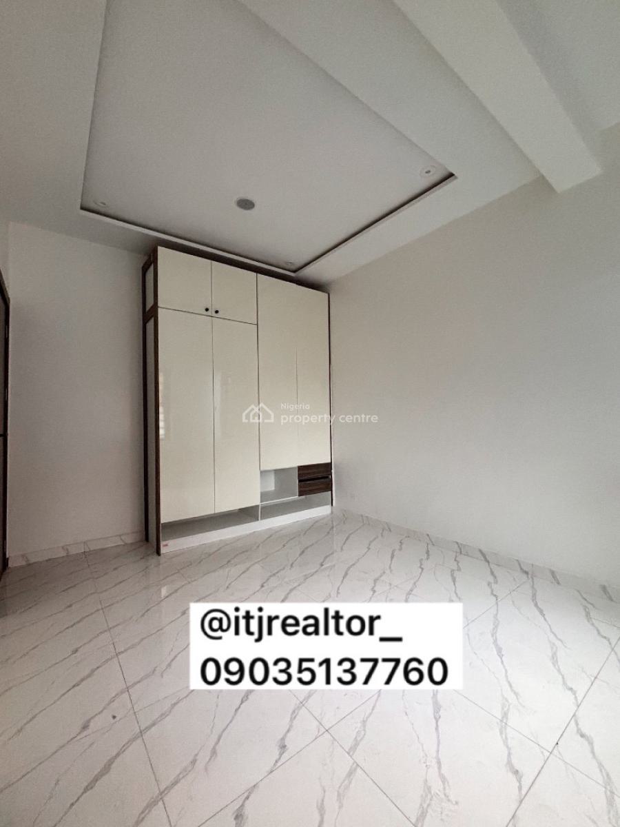 Lovely 3 Bedroom Apartment with Bq, Lekki Phase 1, Lekki, Lagos, Block of Flats for Sale