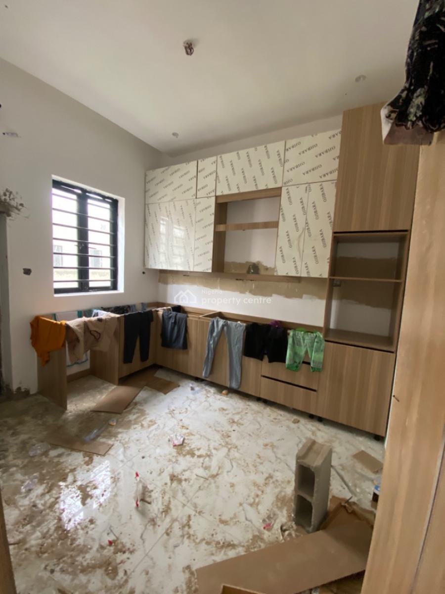 Bran New Contemporary 4 Bedrooms Terraced Duplex, Serviced Estate, Orchid Road, Lekki Phase 2, Lekki, Lagos, Terraced Duplex for Sale