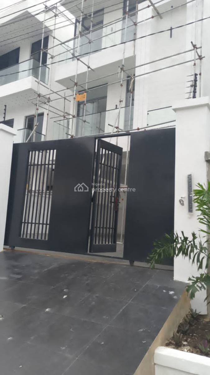 6 Bedroom Fully Detached Duplex with Bq -- Governors Consent, Bera Estate, Chevron Drive, Lekki, Lagos, Detached Duplex for Sale
