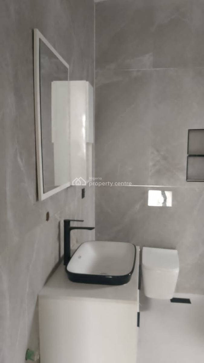 6 Bedroom Fully Detached Duplex with Bq -- Governors Consent, Bera Estate, Chevron Drive, Lekki, Lagos, Detached Duplex for Sale