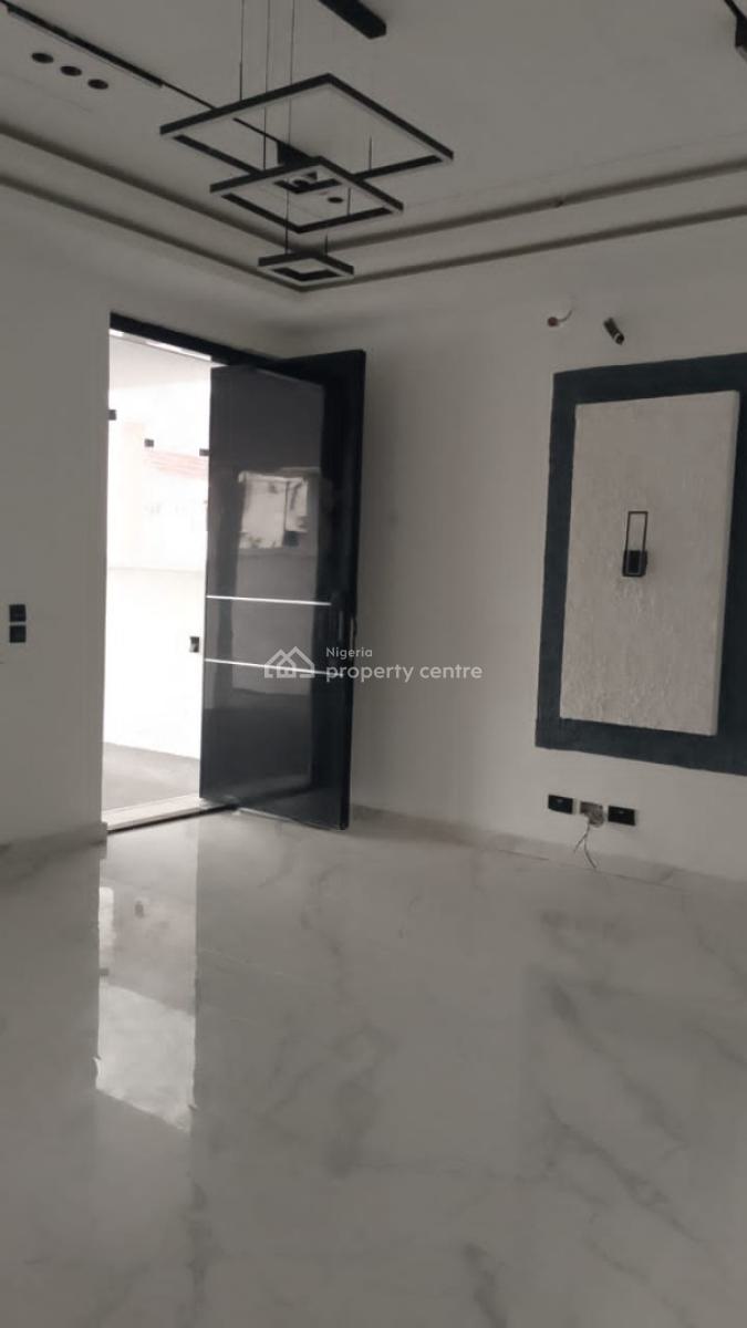 6 Bedroom Fully Detached Duplex with Bq -- Governors Consent, Bera Estate, Chevron Drive, Lekki, Lagos, Detached Duplex for Sale