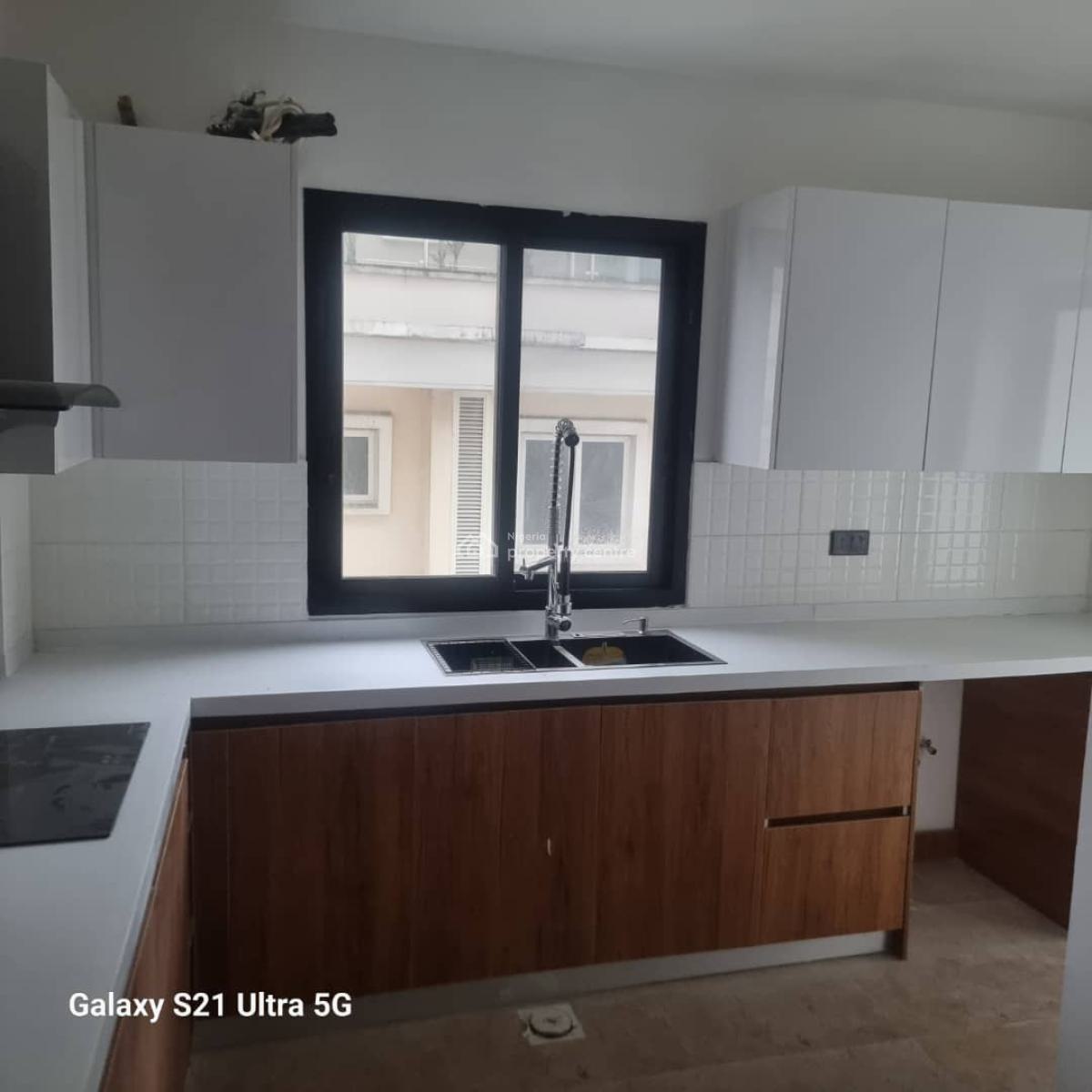 Newly Built 4bedroom Apartment in a Block of Flats, Old Ikoyi, Ikoyi, Lagos, Flat / Apartment for Sale