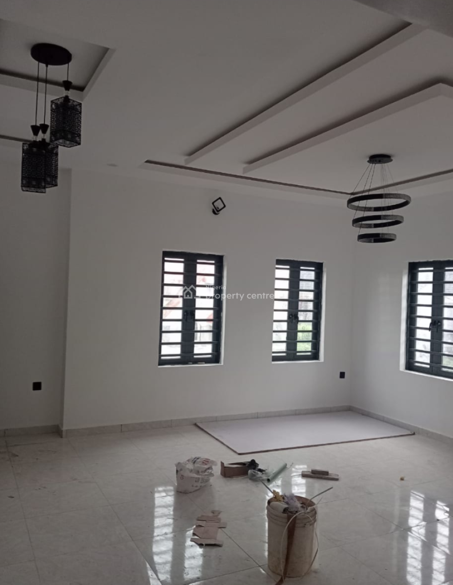 Executive 3 Bedroom Apartment, Gra Phase 1, Magodo, Lagos, Flat / Apartment for Rent