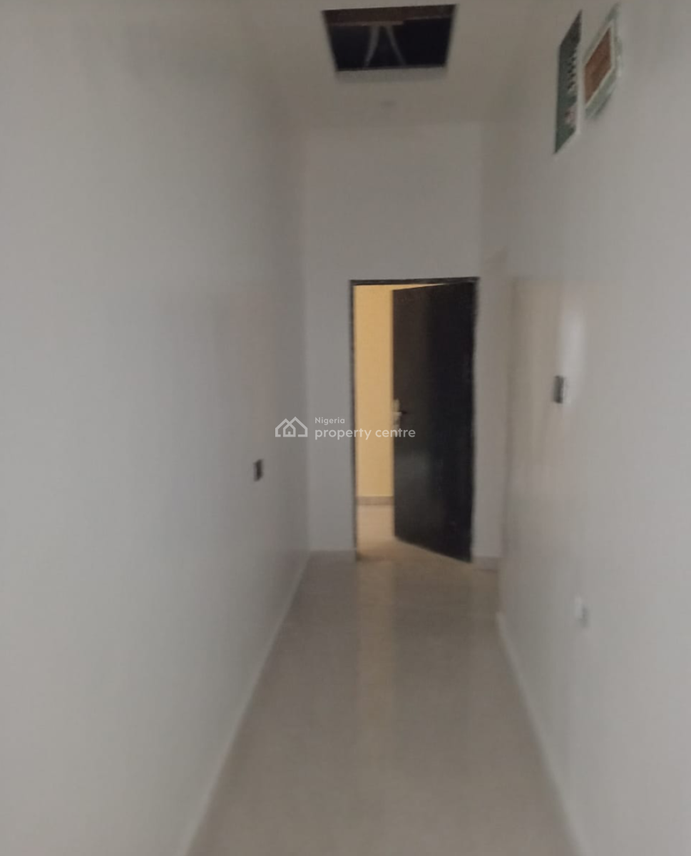 Executive 3 Bedroom Apartment, Gra Phase 1, Magodo, Lagos, Flat / Apartment for Rent