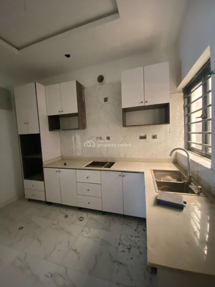 Luxury Living in Ajah! Well-maintained 4-bedroom Terraced Duplex, Ajah, Lagos, Terraced Duplex for Sale