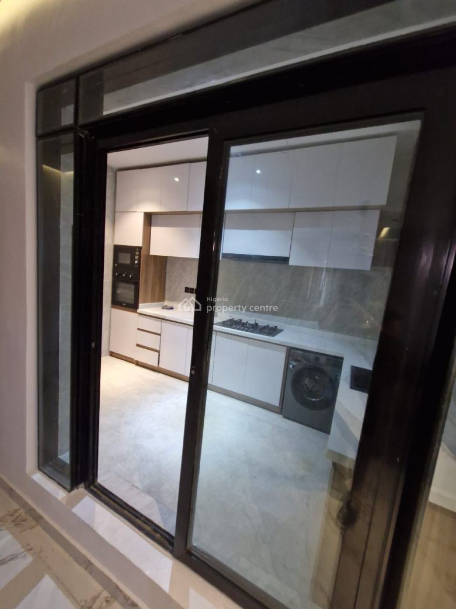 2 Bedroom Furnished Apartment in Ikate Ilasan Lekki, Ikate Illasan, Lekki, Lagos, Block of Flats for Sale