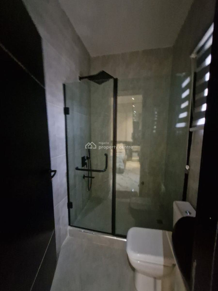 2 Bedroom Furnished Apartment in Ikate Ilasan Lekki, Ikate Illasan, Lekki, Lagos, Block of Flats for Sale