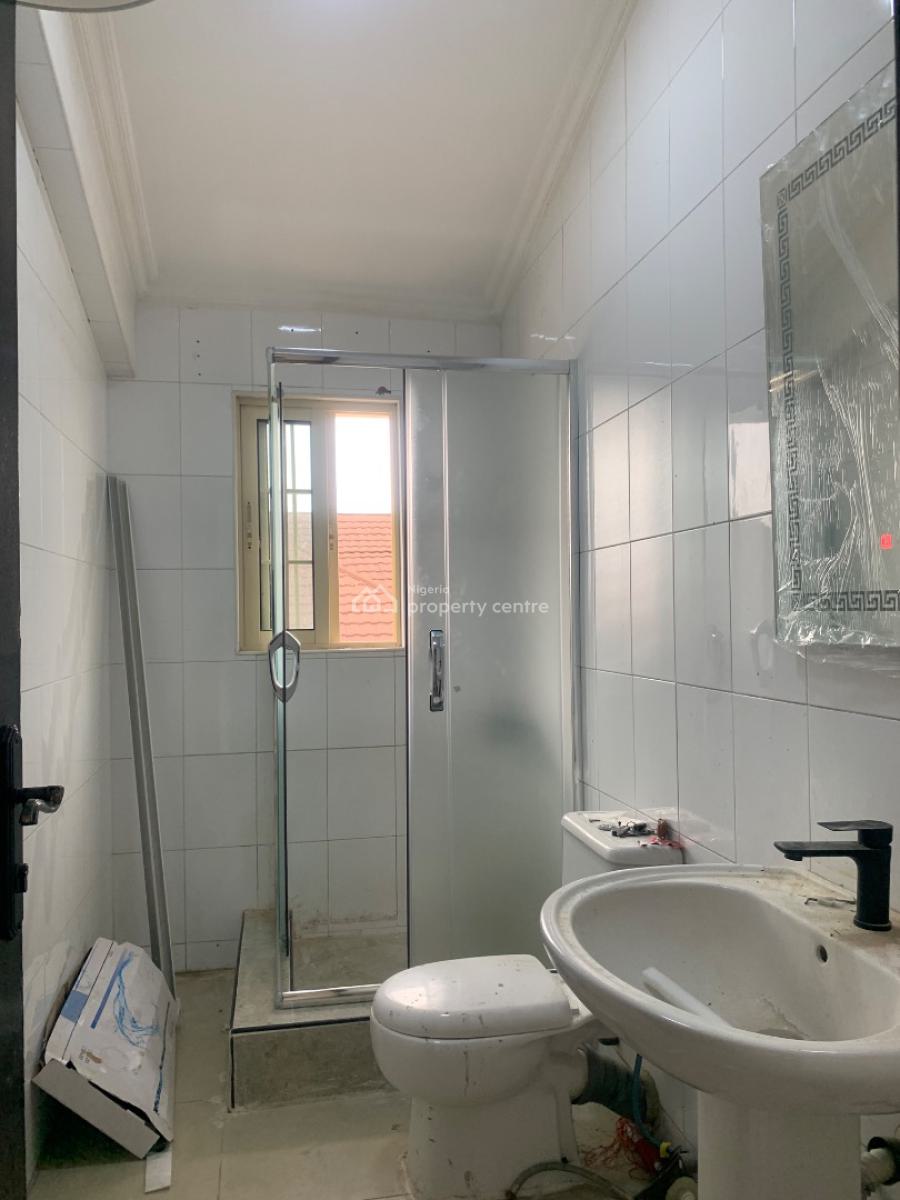 Spacious Self Serviced 5 Bedroom Penthouse Apartment, Off Freedom Way, Lekki Phase 1, Lekki, Lagos, Flat / Apartment for Rent