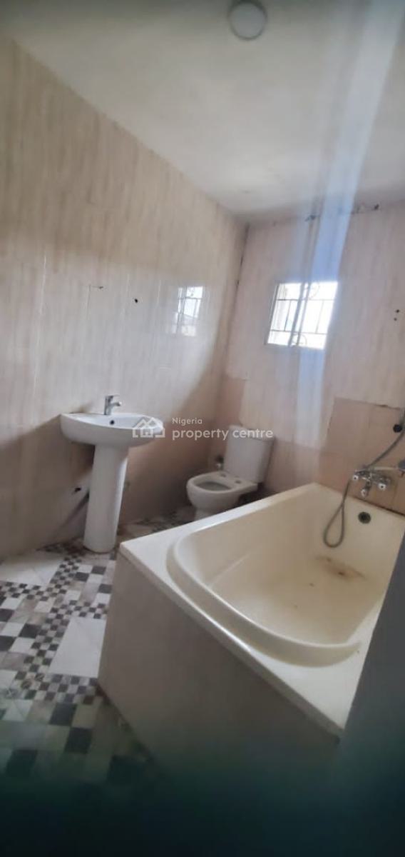 *standard Mini-flat, Ground Floor Unit, Off Admiralty Way, Lekki Phase 1, Lekki, Lagos, Mini Flat (room and Parlour) for Rent