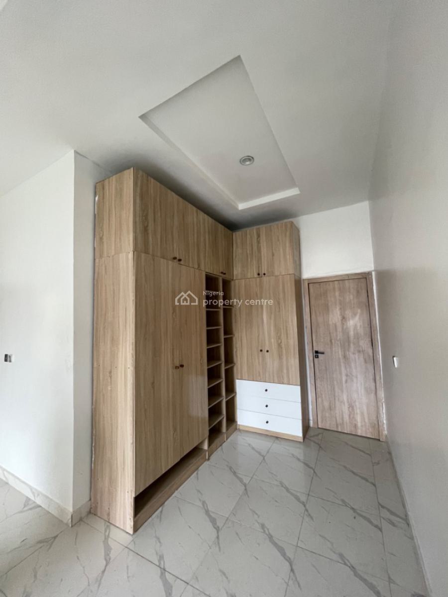 Spacious & Stunning 4-bedroom Semi-duplex with Bq Perfect Family Home, Ikota, Lekki, Lagos, Semi-detached Duplex for Sale