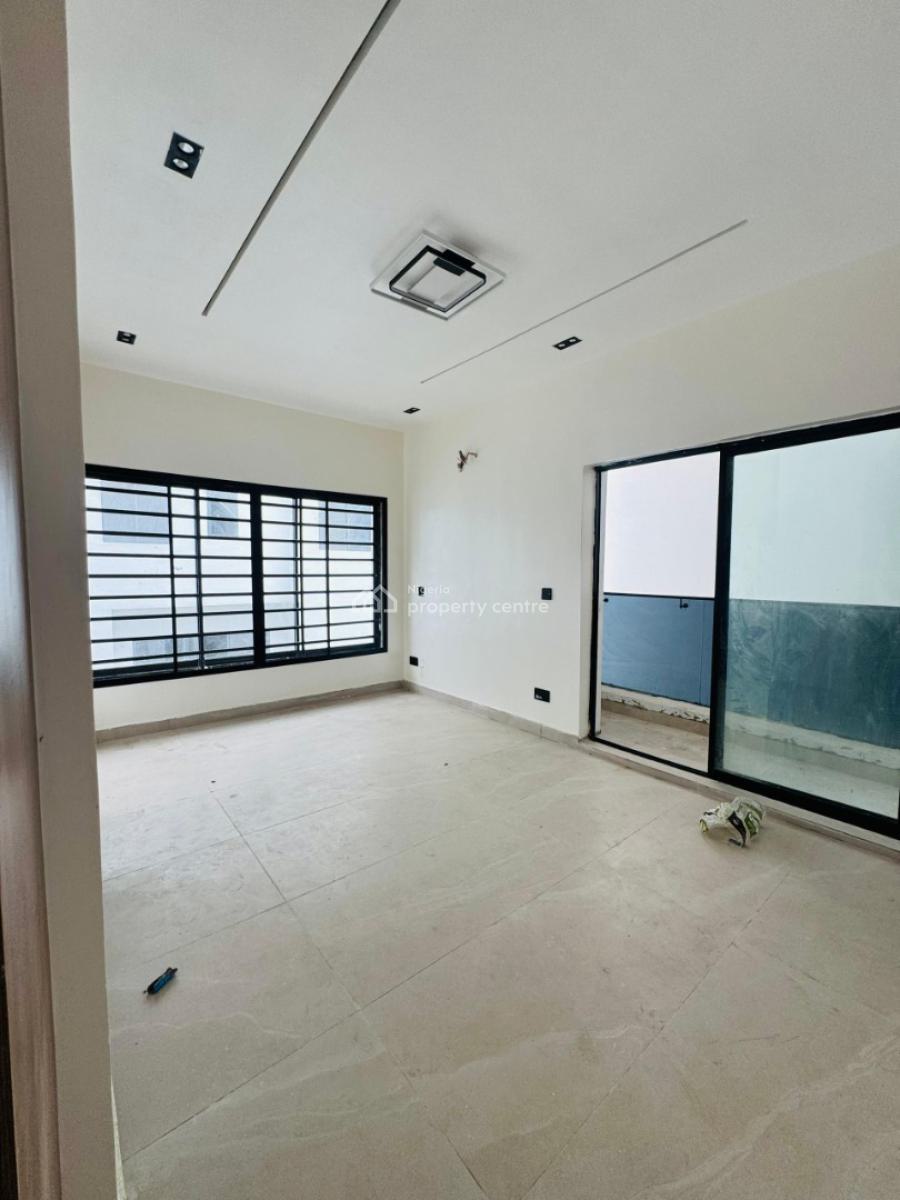 Nicely Built 3 Bedroom Apartment in a Secured Location, Gra Ikeja Lagos, Ikeja Gra, Ikeja, Lagos, Flat / Apartment for Sale