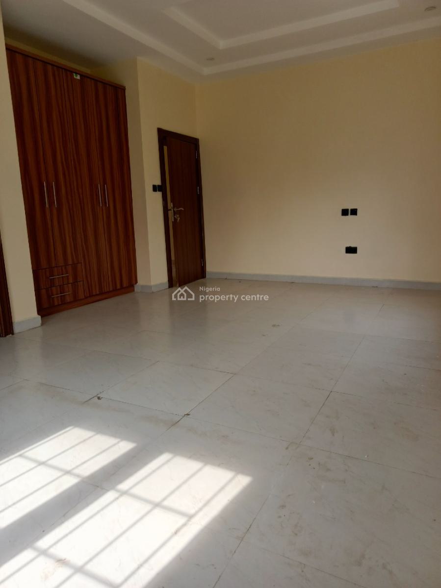 4 Bedroom Semi Detached Duplex with a Attached, Guzape District, Abuja, House for Rent